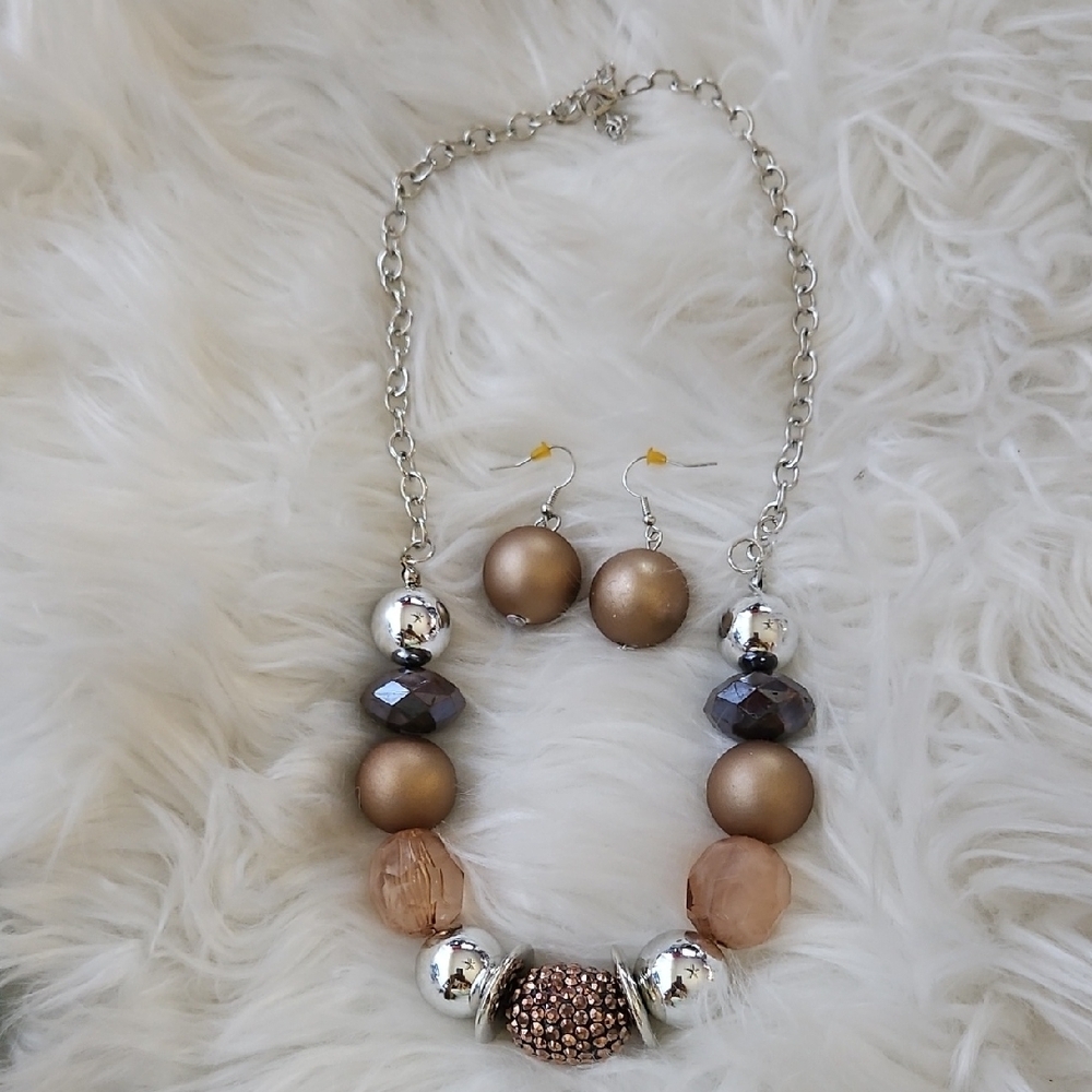 Othr Silver and Brown Beaded Necklace Set